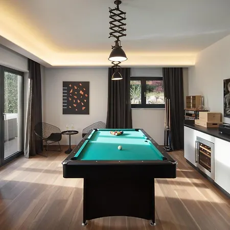 ヴィラ Valmata Adriatic Pearl /w Pool & Wellness
