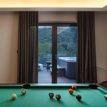Valmata Adriatic Pearl /w Pool & Wellness ヴィラ ラビン
